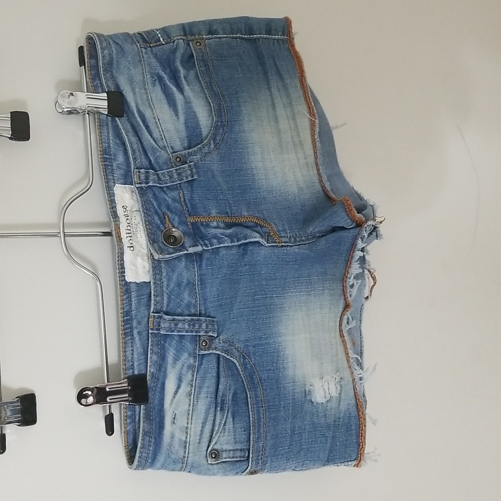 Juniors Dollhouse Jean shorts